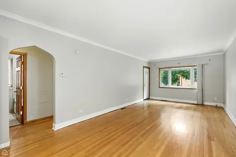 5837 West Peterson Avenue Chicago IL 60646
