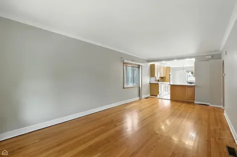 5837 West Peterson Avenue Chicago IL 60646