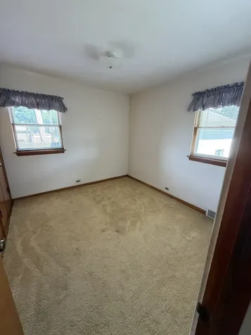 344 East Parallel Street Palatine IL 60067