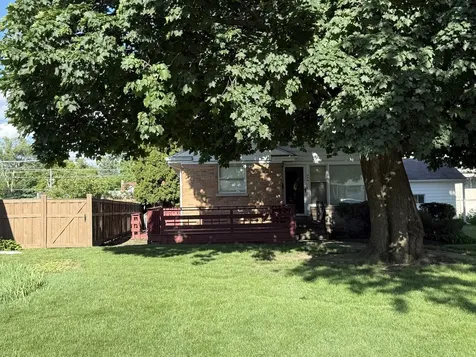 344 East Parallel Street Palatine IL 60067