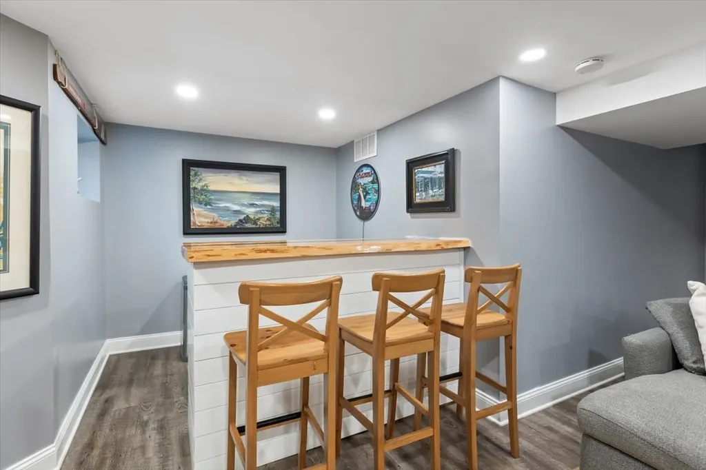 131 Joyce Place Park Ridge IL 60068