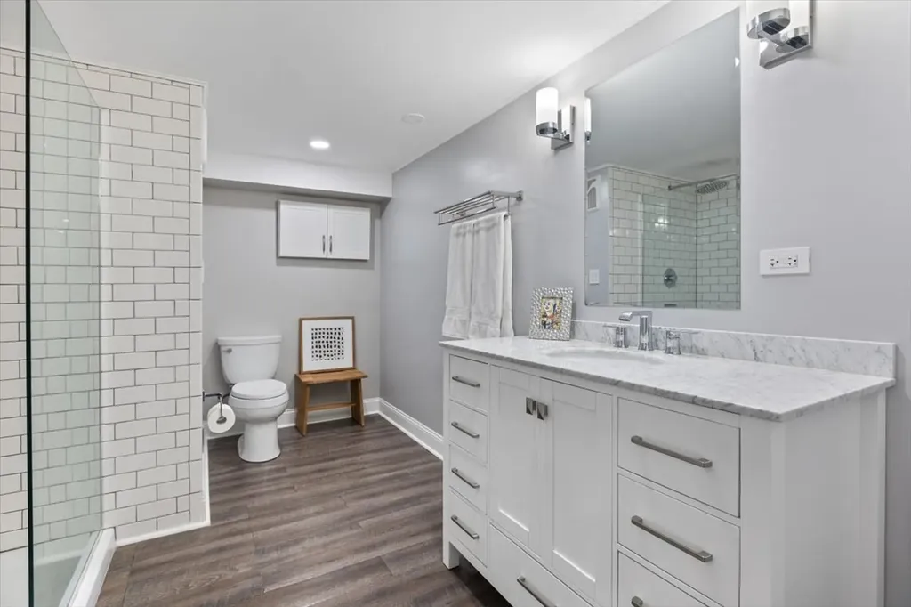131 Joyce Place Park Ridge IL 60068