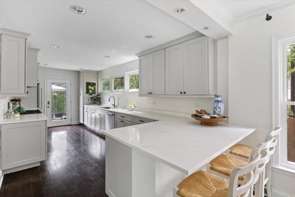 131 Joyce Place Park Ridge IL 60068