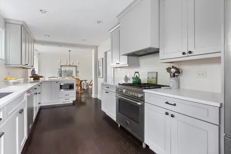 131 Joyce Place Park Ridge IL 60068