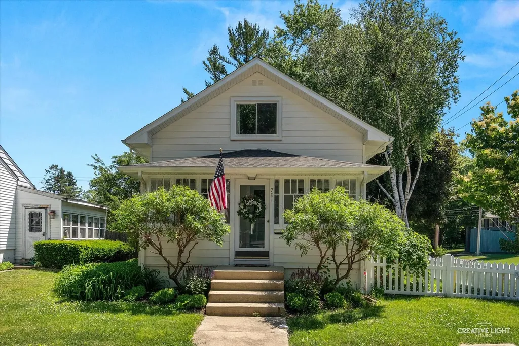 701 Edison Street Geneva IL 60134