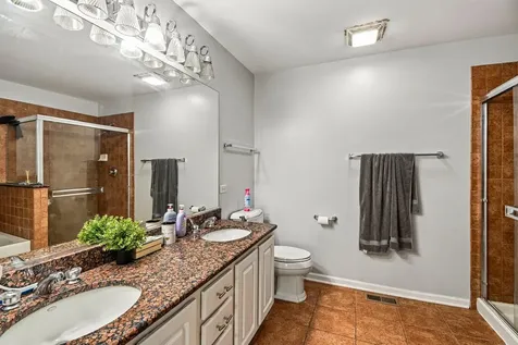5507 Cambridge Way Hanover Park IL 60133