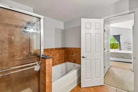 5507 Cambridge Way Hanover Park IL 60133