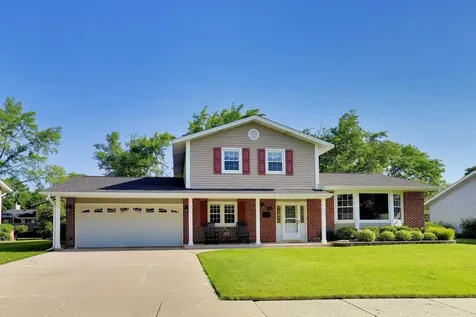 918 East Patten Drive Palatine IL 60074