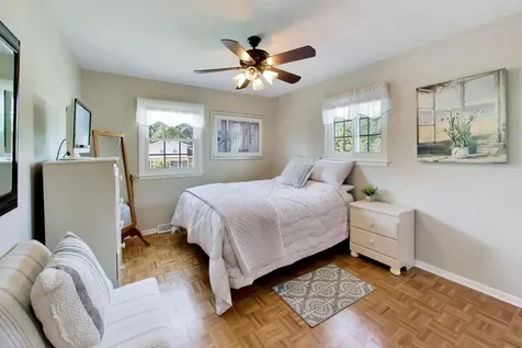 918 East Patten Drive Palatine IL 60074