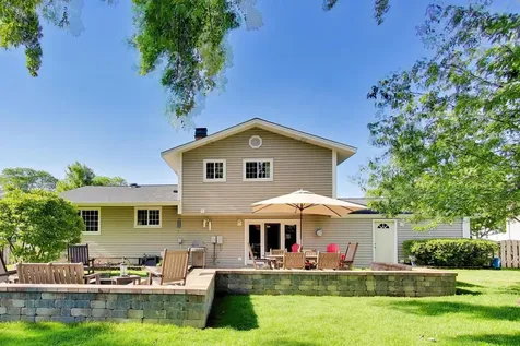 918 East Patten Drive Palatine IL 60074