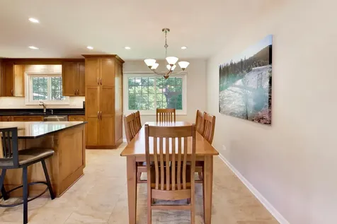 918 East Patten Drive Palatine IL 60074