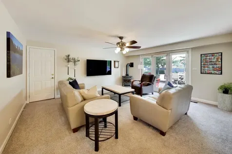 918 East Patten Drive Palatine IL 60074