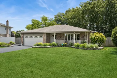8007 Alexandria Drive Tinley Park IL 60477