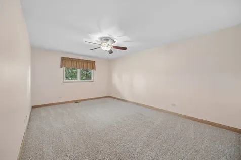 8007 Alexandria Drive Tinley Park IL 60477