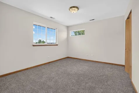 18020 Charlotte Drive Lansing IL 60438