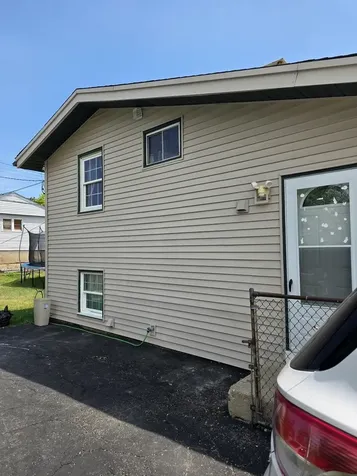 116 Cordova Road Carpentersville IL 60110