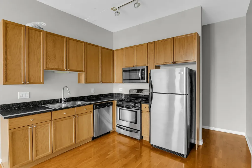 1464 South Michigan Avenue Chicago IL 60605