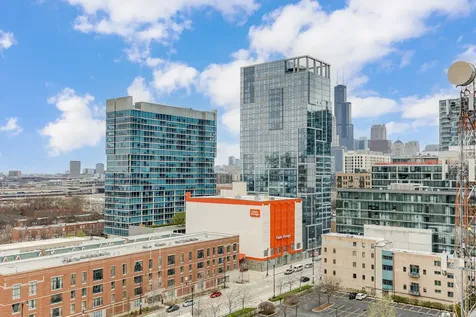 1464 South Michigan Avenue Chicago IL 60605