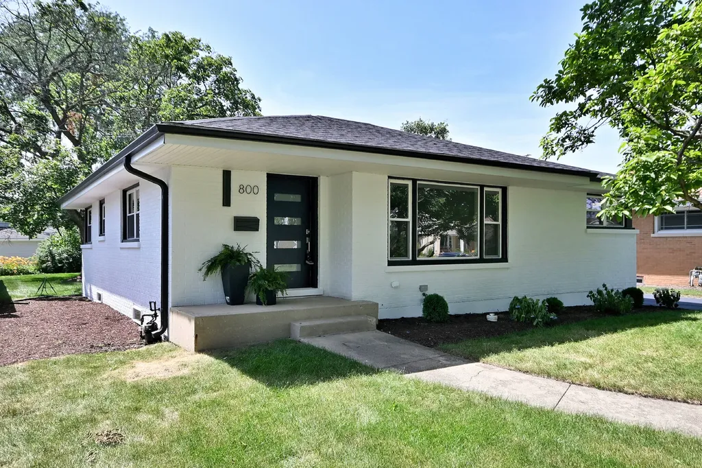 800 South Swain Avenue Elmhurst IL 60126