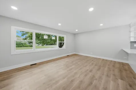 17636 Baker Avenue Country Club Hills IL 60478