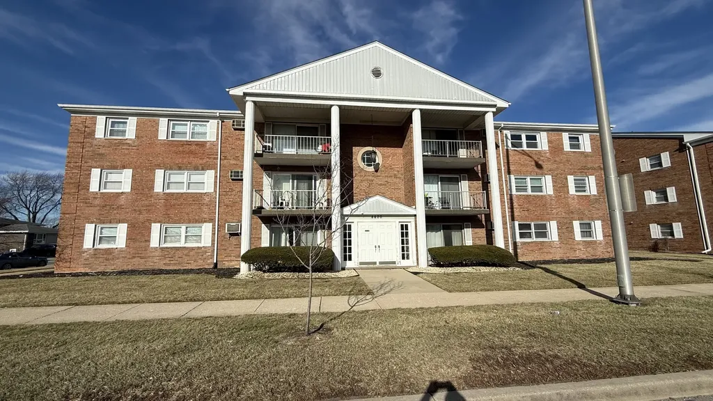 4420 West 111th Street Oak Lawn IL 60453