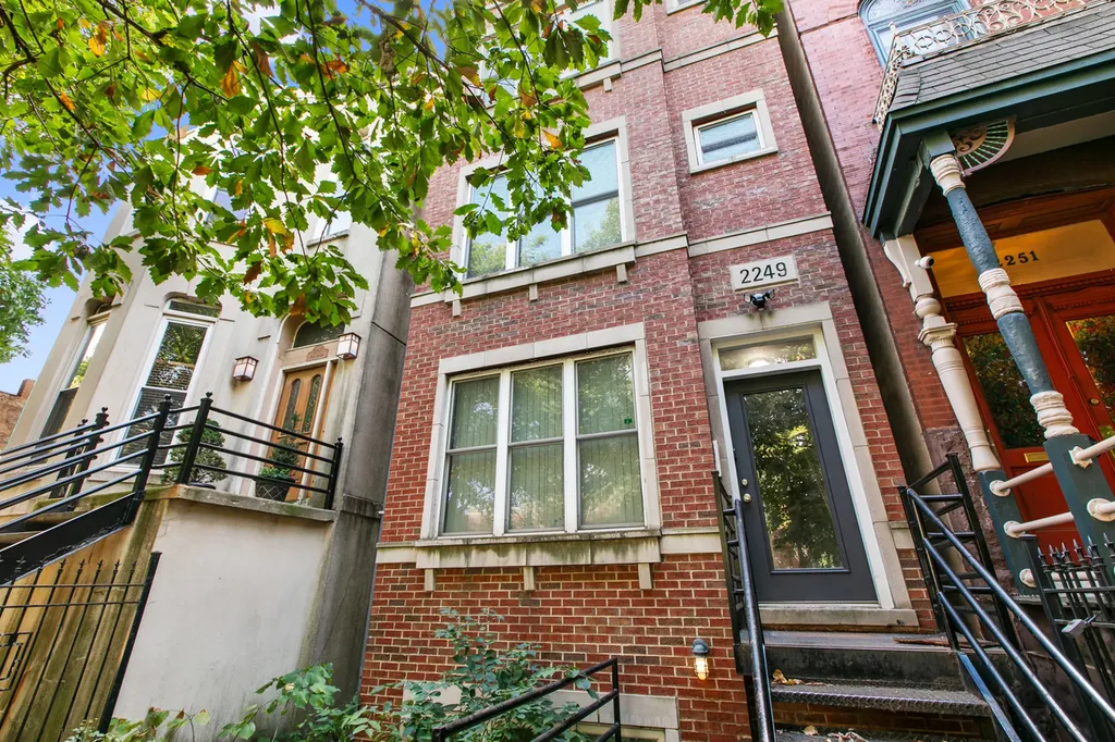 2249 West Monroe Street Chicago IL 60612