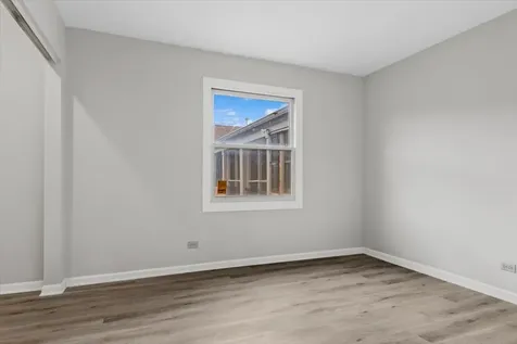 1814 Sessions Walk Hoffman Estates IL 60169
