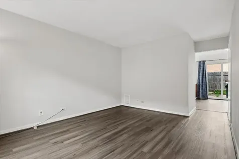 1814 Sessions Walk Hoffman Estates IL 60169