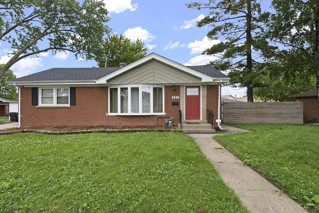 662 East 159th Place South Holland IL 60473