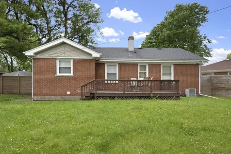 662 East 159th Place South Holland IL 60473