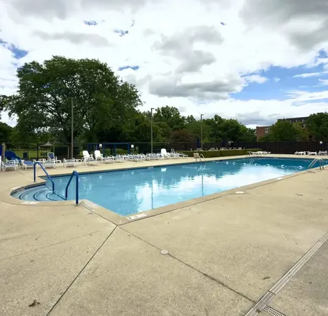 19 Westwood Drive Indian Head Park IL 60525