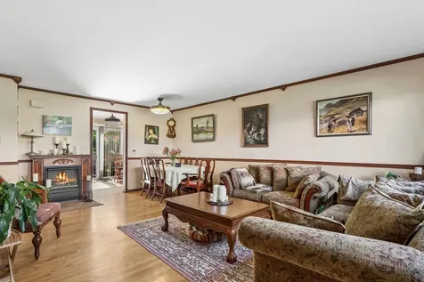1803 Henley Street Glenview IL 60025