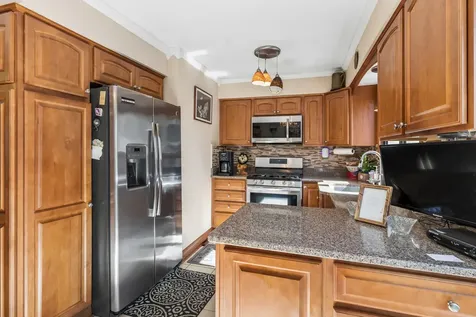 1803 Henley Street Glenview IL 60025