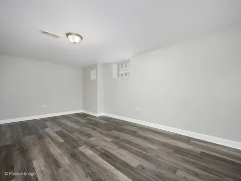 14341 Dobson Avenue Dolton IL 60419