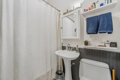 2520 North Saint Louis Avenue Chicago IL 60647