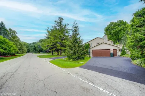 227 Stratford Lane Inverness IL 60010