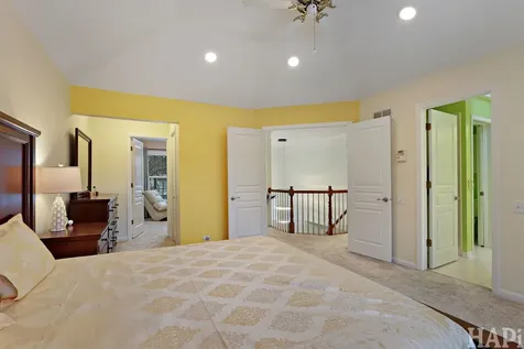 1121 Williamsburg Circle Grayslake IL 60030