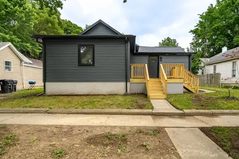 1313 Ewing Street Bloomington IL 61701