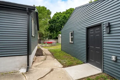 1313 Ewing Street Bloomington IL 61701