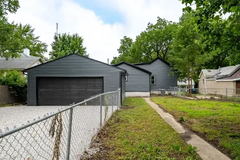 1313 Ewing Street Bloomington IL 61701