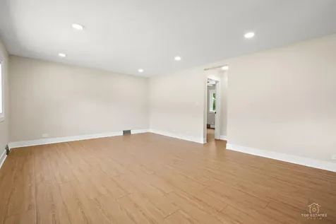 5505 Oakton Street Morton Grove IL 60053