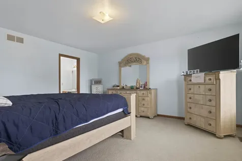 402 Scarlet Oak Drive Poplar Grove IL 61065
