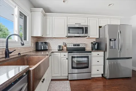 215 Lincoln Street Chenoa IL 61726