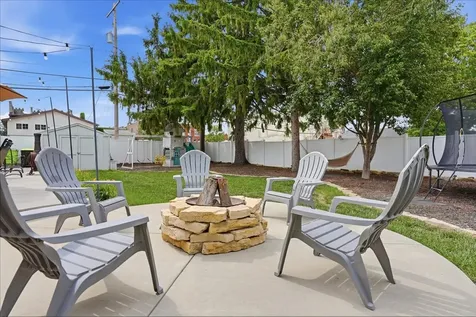 215 Lincoln Street Chenoa IL 61726