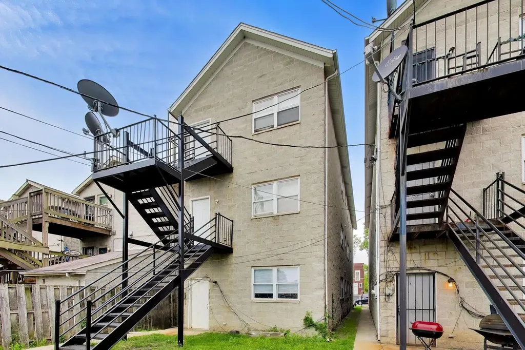 6335 South Normal Boulevard Chicago IL 60621