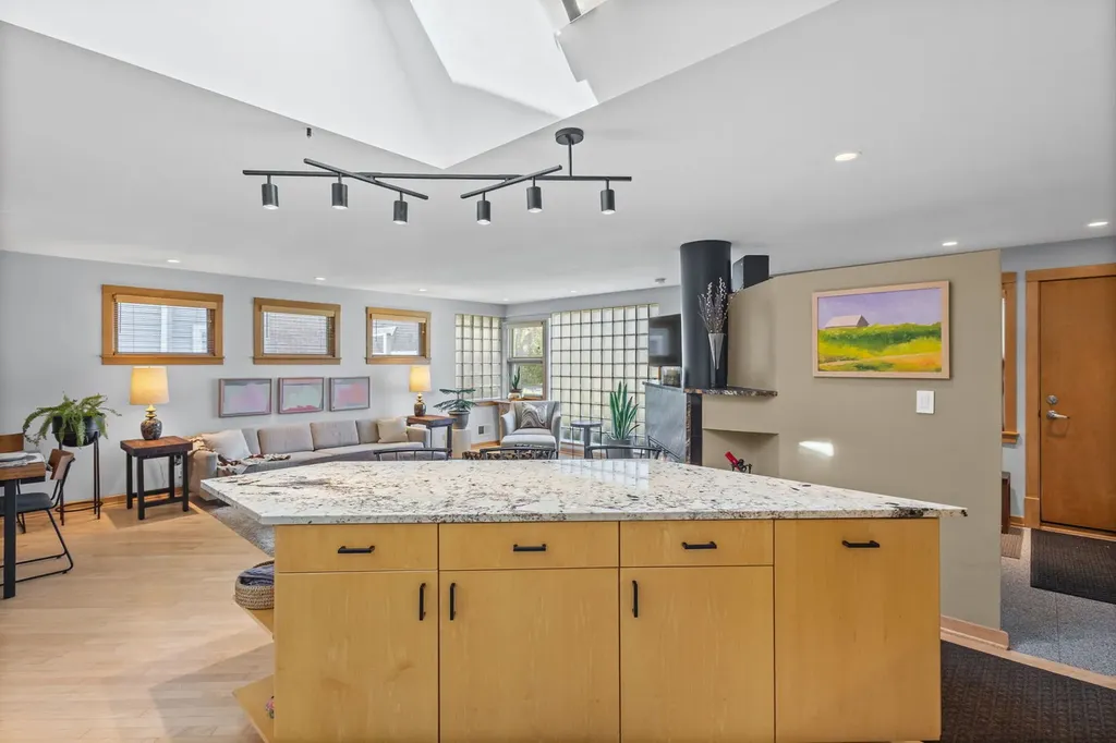 820 Lawler Avenue Wilmette IL 60091