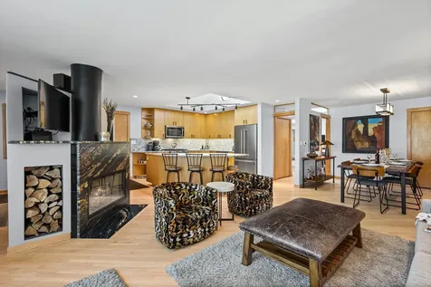820 Lawler Avenue Wilmette IL 60091