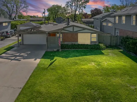 820 Lawler Avenue Wilmette IL 60091