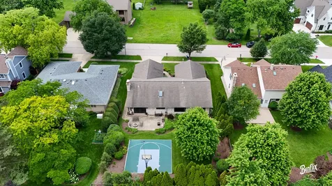 2051 North Ridge Avenue Arlington Heights IL 60004