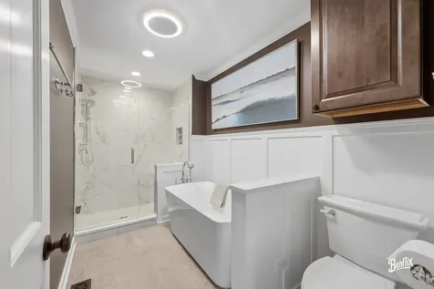 2051 North Ridge Avenue Arlington Heights IL 60004
